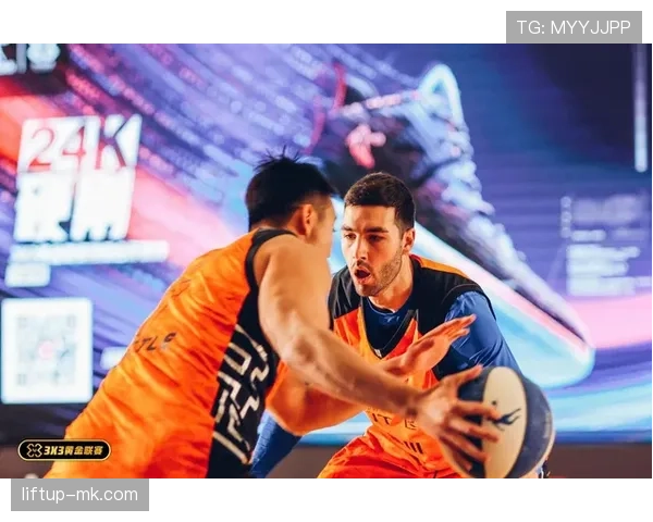 金玟哉硬刚拉莫斯,两大防守悍将风格对决引关注 金玟哉硬刚拉莫斯,两大防守悍将风格对决引关注