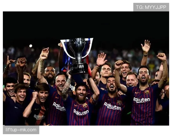 西甲经典战役回顾：绝杀与逆转点燃绿茵激情，铸就荣耀时刻