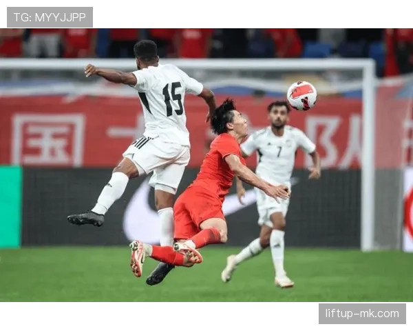 足球劲旅巅峰对决在即,状态回暖点燃冠军争夺战 足球劲旅巅峰对决在即,状态回暖点燃冠军争夺战