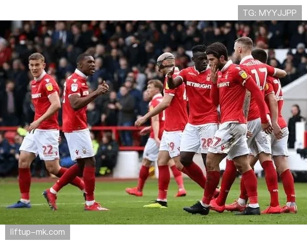 诺丁汉森林队展现顽强斗志,持续提升竞争力赢得关键胜利 诺丁汉森林队展现顽强斗志,持续提升竞争力赢得关键胜利