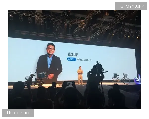 廖秋云训练完啃鸡腿那一下，真把人看饿了